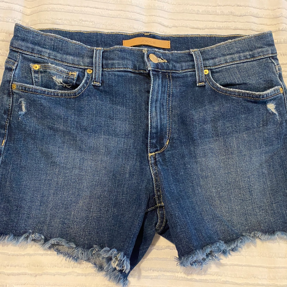 Joe’s jeans shorts. Great condition.